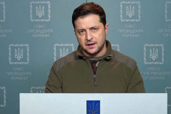 {null}: «Zelenski vs. Trump: Acusa Despilfarro Militar»